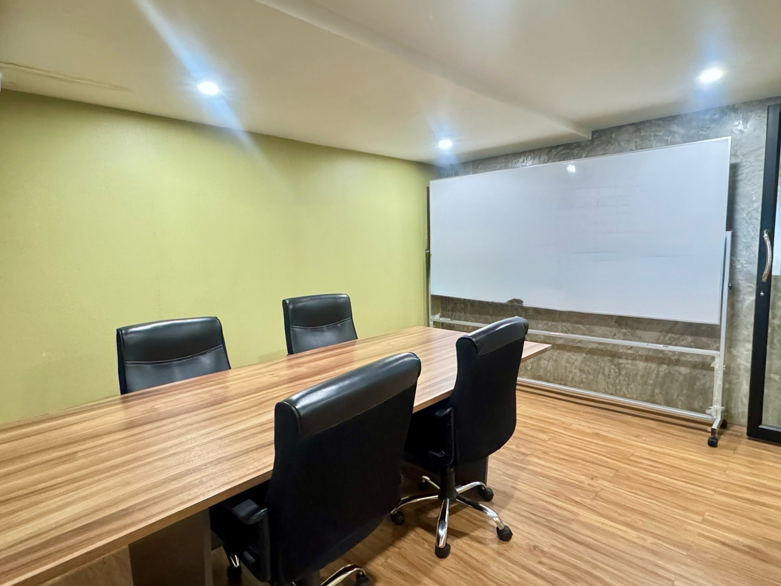 Office for rent Silom (BTS St. Louis 700m) – รูปที่ 4