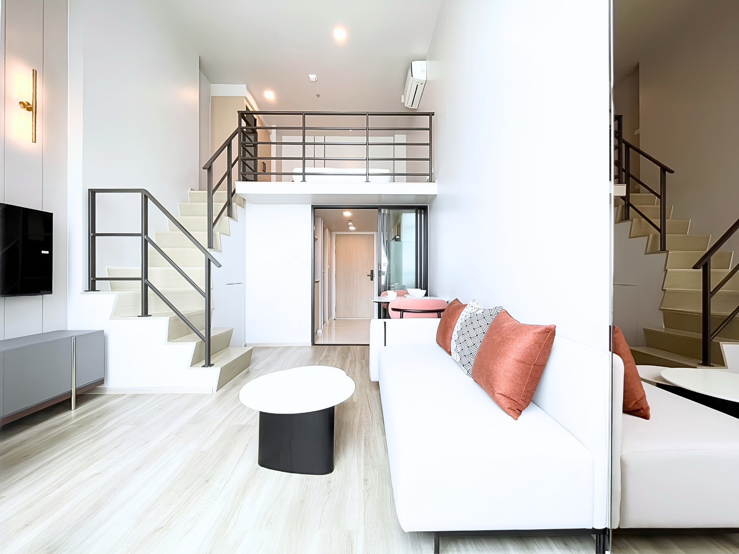 คอนโดใหม่ใจกลางทองหล่อ 1 Bedroom Duplex วิวเมืองสวย – รูปที่ 2