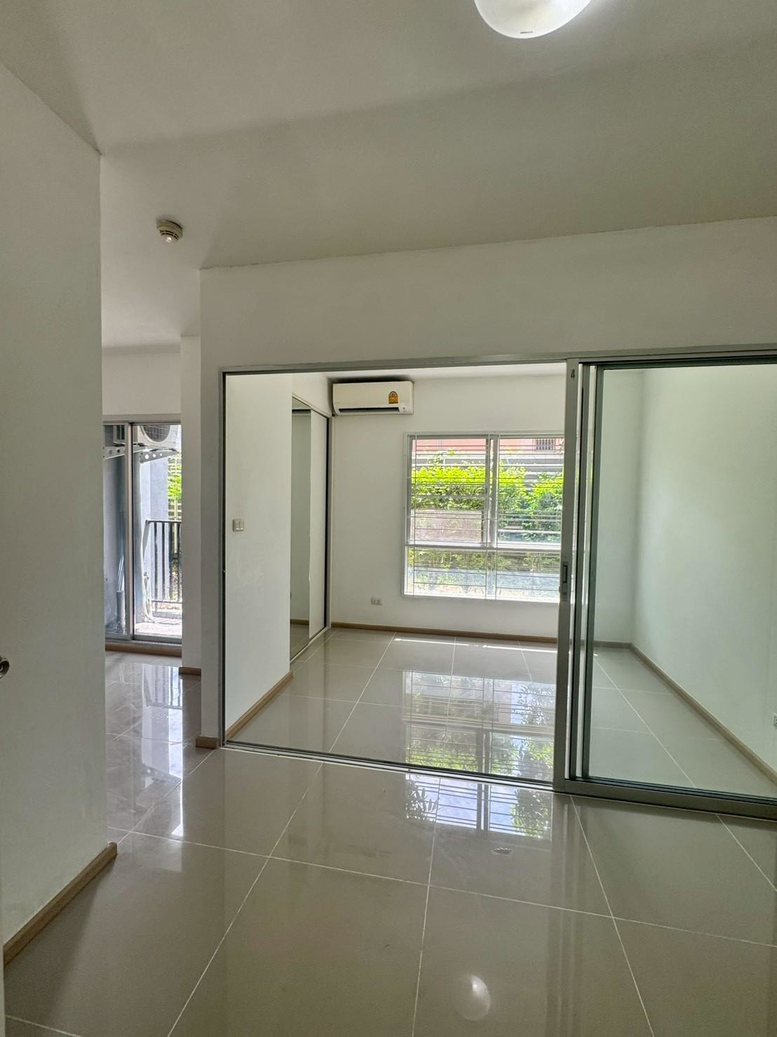 NC22 Condo for sale Plum Condo Bangyai Station Phase 2 near MRT Khlong Bang Phai NC22 Condo for sale Plum Condo Bangyai Station Phase 2 near MRT Khlong Bang Phai