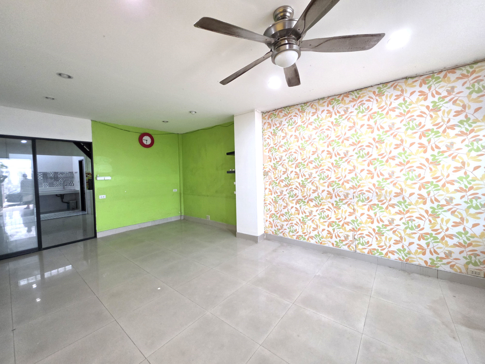 ปรับลดพิเศษ!  บ้านสวย ราคาถูก ลดแรง! ทาวน์โฮม 3 ชั้น หมู่บ้าน วังทองเฮาส์ ซอยนวมินทร์ 57  พื้นที่ 17 ตรว. 4 ห้องนอน 4 ห้องน้ำ ทำเลดีมาก โครงการติดถนนใหญ่นวมินทร์  – รูปที่ 3