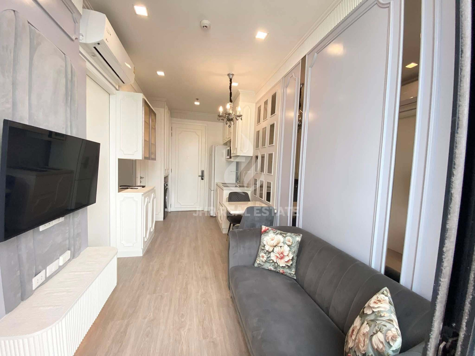Best deal 🔥NOBLE STATE 39 1 bed 1 bath ว่างให้เช่า Line id : @jhrrealestate Best deal 🔥NOBLE STATE 39 1 bed 1 bath ว่างให้เช่า Line id : @jhrrealestate