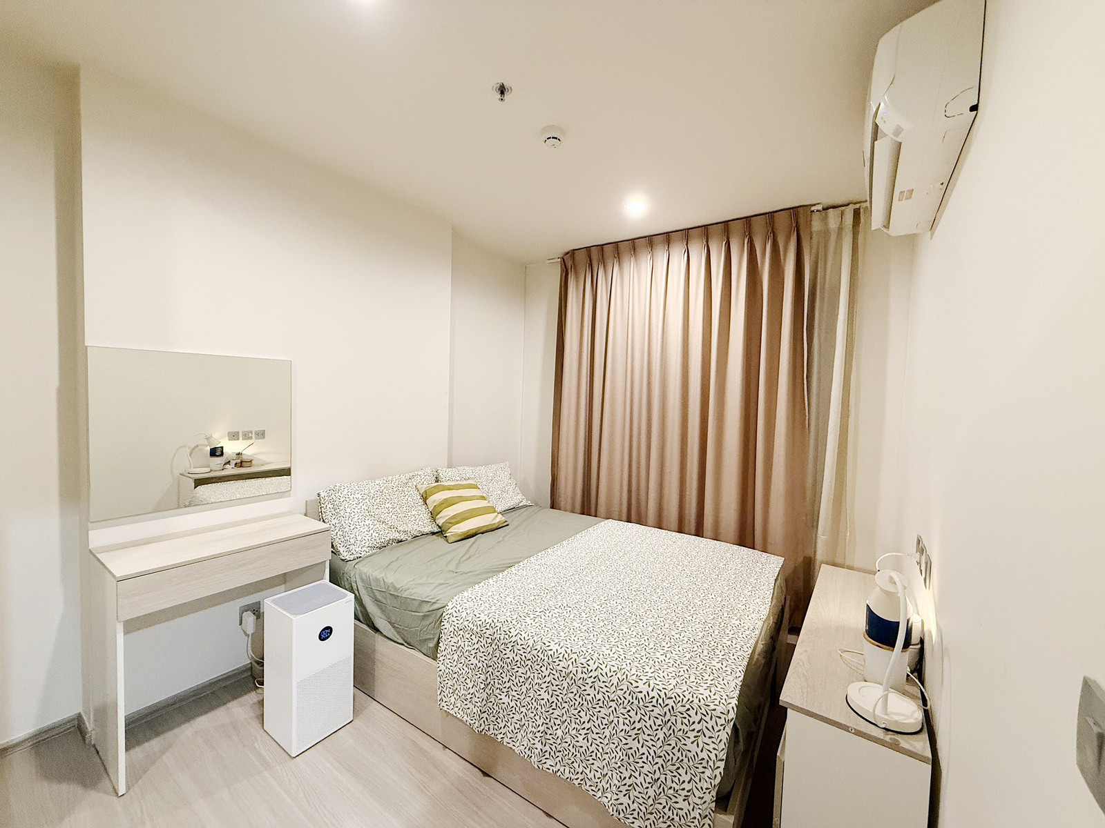PFD-08480 For rent Aspire Erawan Prime, high floor, best price, next to BTS Chang Erawan 🚇✨