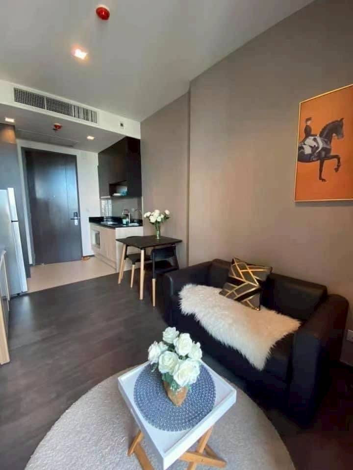 คอนโดสวย ชั้นสูง ราคาดีที่สุด Highlights Unit with high floor the best price ✨️ 