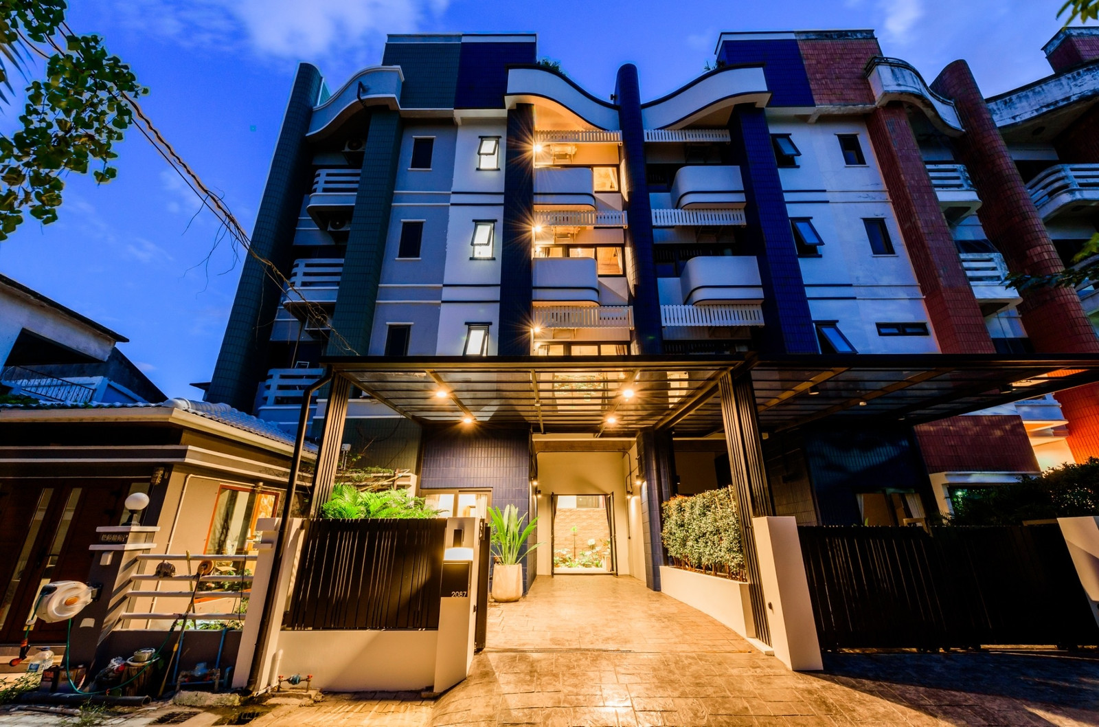 โฮมออฟฟิศ สุขุมวิท 109 / 5 ห้องนอน (ขาย), Home Office Sukhumvit 109 / 5 Bedrooms (FOR SALE) GNG145 โฮมออฟฟิศ สุขุมวิท 109 / 5 ห้องนอน (ขาย), Home Office Sukhumvit 109 / 5 Bedrooms (FOR SALE) GNG145