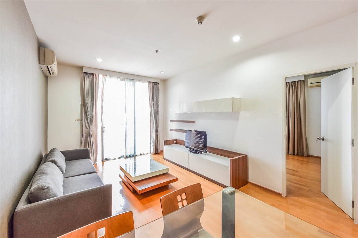 ให้เช่า วิลล่า ราชเทวี 3ห้องนอน 2ห้องน้ำ ขนาด 106.50ตร.ม. ห้องหายาก เช่าเพียง 60,000/เดือน Line : @164aeszs ให้เช่า วิลล่า ราชเทวี 3ห้องนอน 2ห้องน้ำ ขนาด 106.50ตร.ม. ห้องหายาก เช่าเพียง 60,000/เดือน Line : @164aeszs