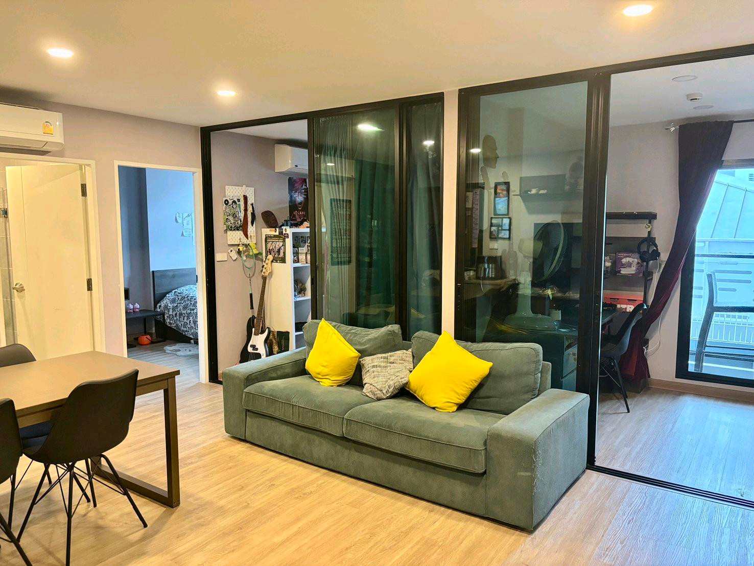 Condo for rent Sukhumvit 3 bedrooms
 Near Punnawithi BTS station