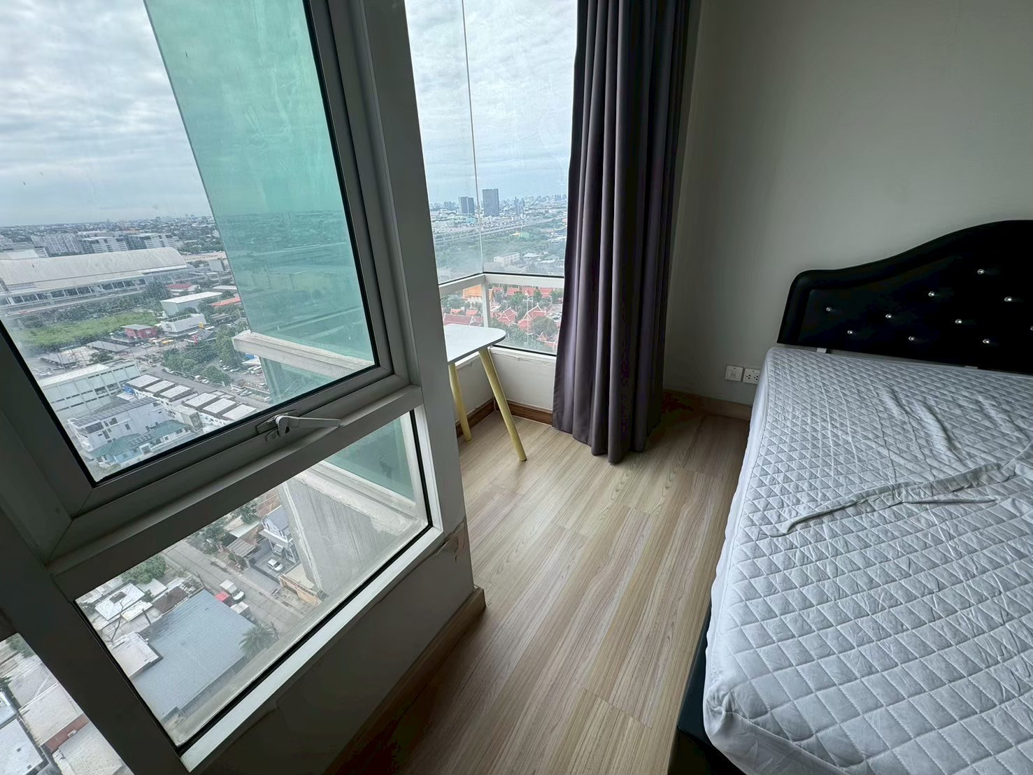 ขายต่ำกว่าประเมิน  เอ็ม โซไซตี้ คอนโดมิเนียม เมืองทองธานี  ตึก A ชั้น 27  (จาก 30 ชั้น) 50  ตรม 2 นอน  1 น้ำ  แต่งครบ ทิศตะวันออก วิวอิมแพคและทางด่วน – รูปที่ 2