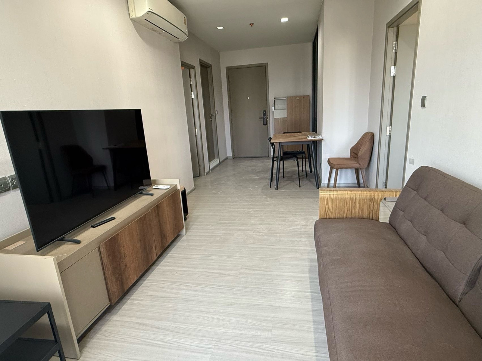 Life hype asoke 2 bedrooms, 2 bathrooms for rent Life hype asoke 2 bedrooms, 2 bathrooms for rent