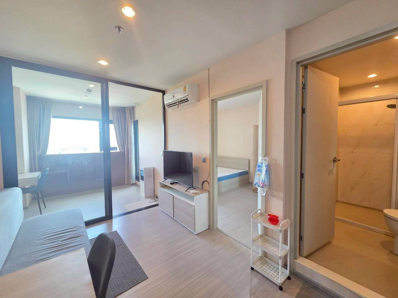 PFD-08489 For rent Aspire Erawan Prime, spacious condo, high floor, 30th floor, beautiful open city view, next to BTS Chang Erawan 🚇✨ PFD-08489 For rent Aspire Erawan Prime, spacious condo, high floor, 30th floor, beautiful open city view, next to BTS Chang Erawan 🚇✨