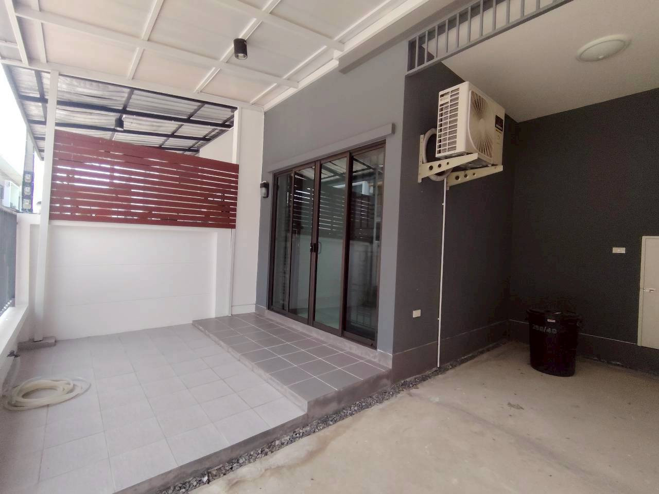 ขายทาวน์เฮ้าส์ 2 ชั้น 18.6 ตร.ว หมู่บ้านดิโอโซน เพชรเกษม 53 – รูปที่ 2