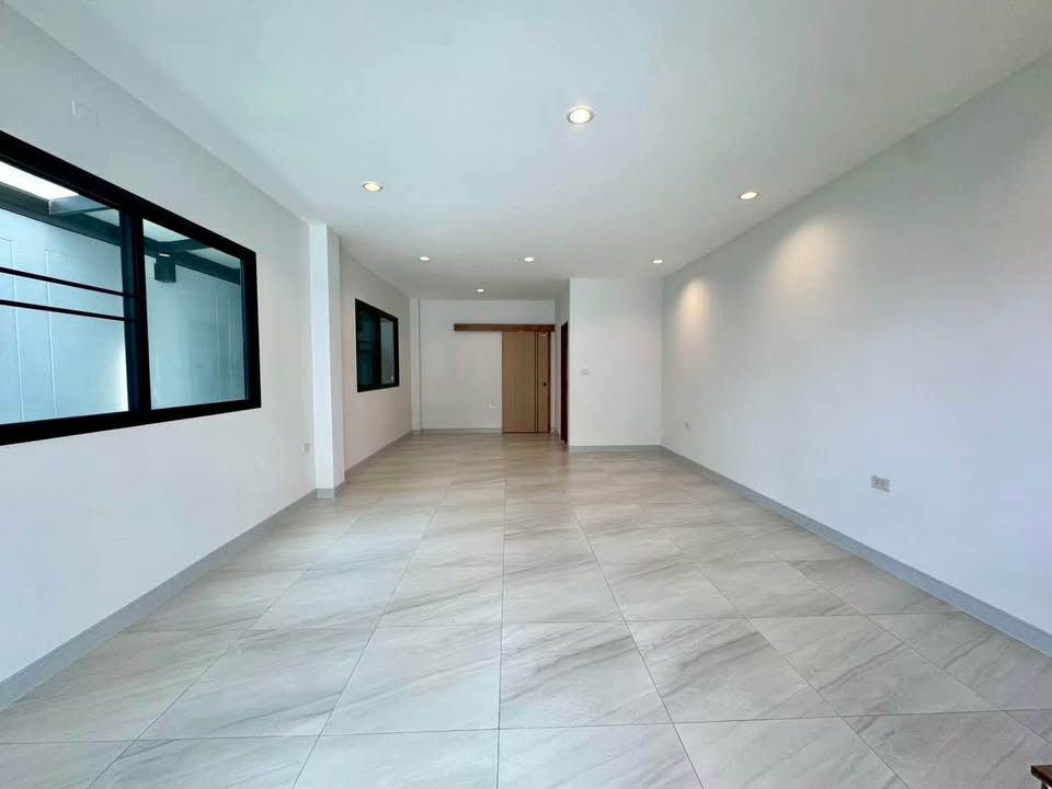 OF 0041 ให้เช่า บ้านแฝด 3 ชั้น ลาดพร้าว 87 แยก 28 Modern Luxury Home Office #โฮมออฟฟิศลาดพร้าว87 – รูปที่ 4