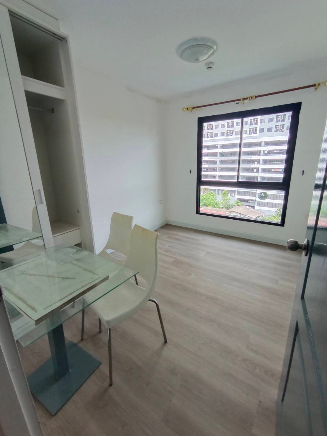 For Sale I Condo Phetkasem 39 8th Floor Building : B Size 24 sq.m. 1 Bedroom 1 Bathroom #S2660# For Sale I Condo Phetkasem 39 8th Floor Building : B Size 24 sq.m. 1 Bedroom 1 Bathroom #S2660#