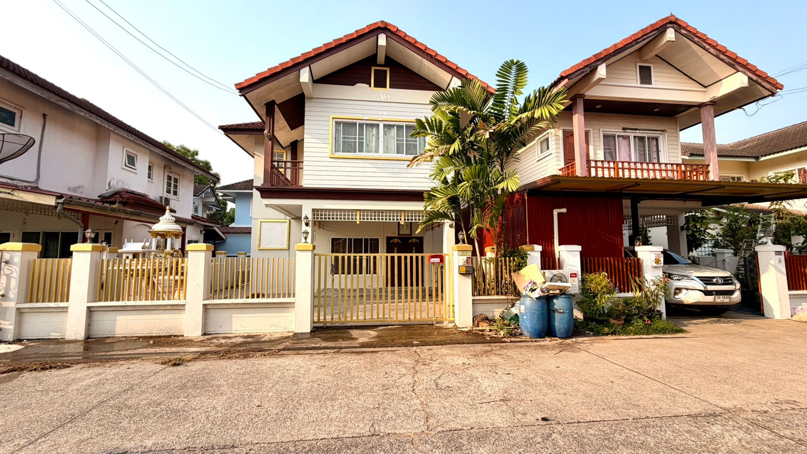 🏡✨ ขายบ้านดลสิริ คลอง 9 ✨🏡 ตรงข้ามโรงงานมิตซูโบชิ เดินทางสะดวก ทำเลดีมาก 💕📍 หน้าปากซอยมี 7-11 และ Lotus สะดวกทั้งอยู่อาศัยและประกอบกิจการ 👍 – รูปที่ 2