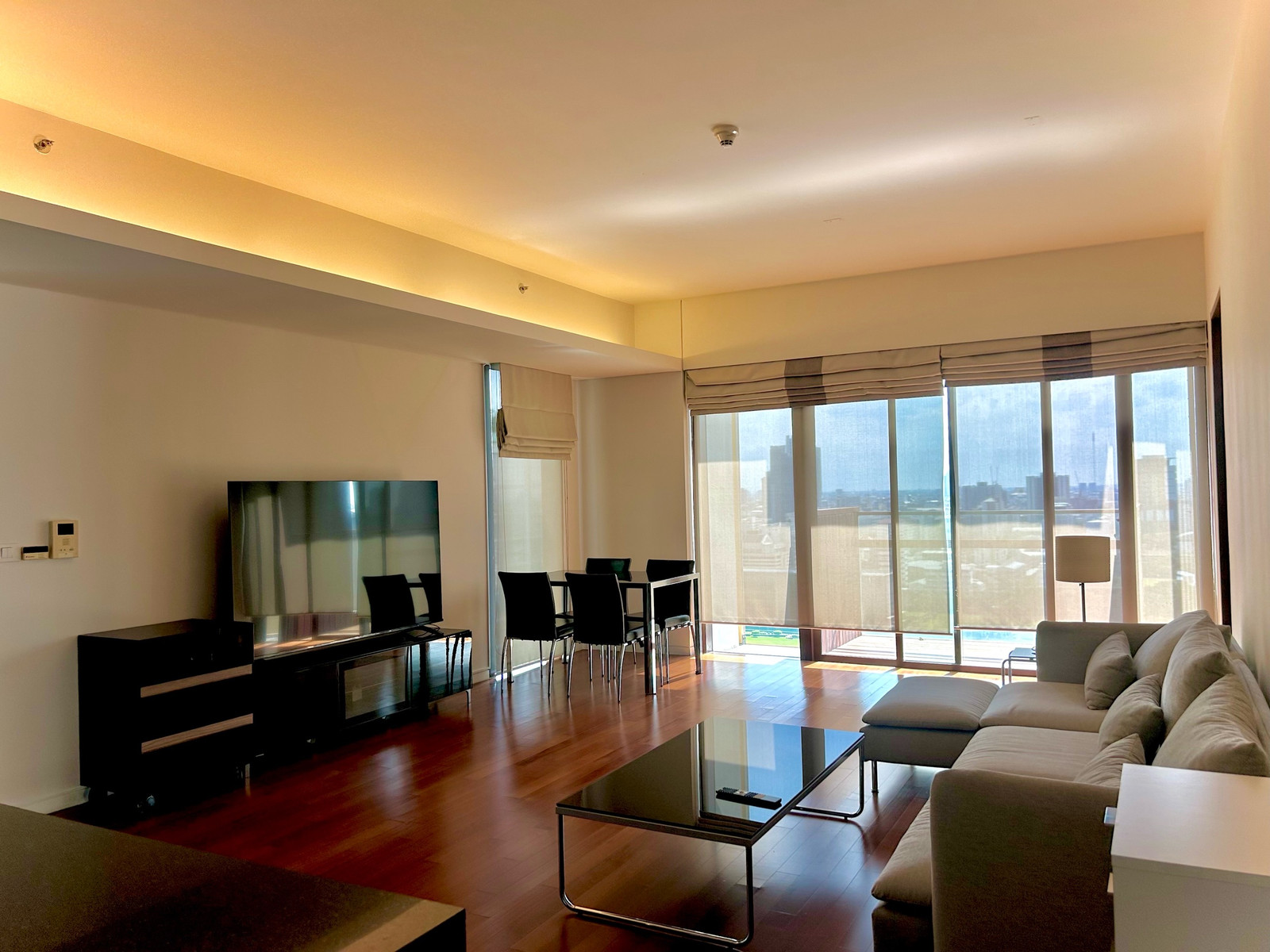 LUXULY 2 BEDROOM UNIT AT RAJDAMRI FOR RENT
 – รูปที่ 4