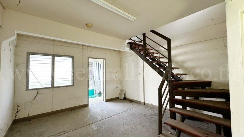 Townhouse Eua-Athorn Rangsit - Khlong 10/1, never lived in, cheap price. – รูปที่ 3