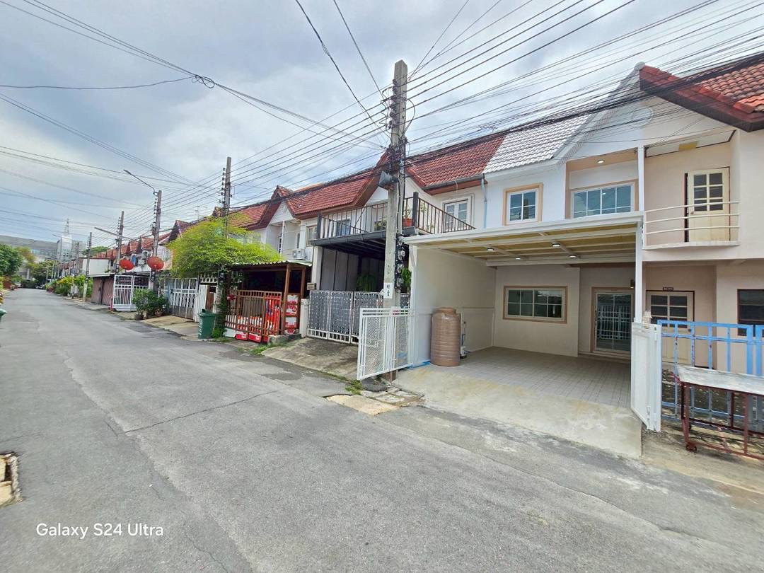 ขายทาวน์เฮาส์รัตนาวดี จันทร์ทองเอี่ยม 17 ตร.ว. แต่งใหม่เข้าออก 2 ทางใกล้ MRT ฟรีโอน – รูปที่ 3