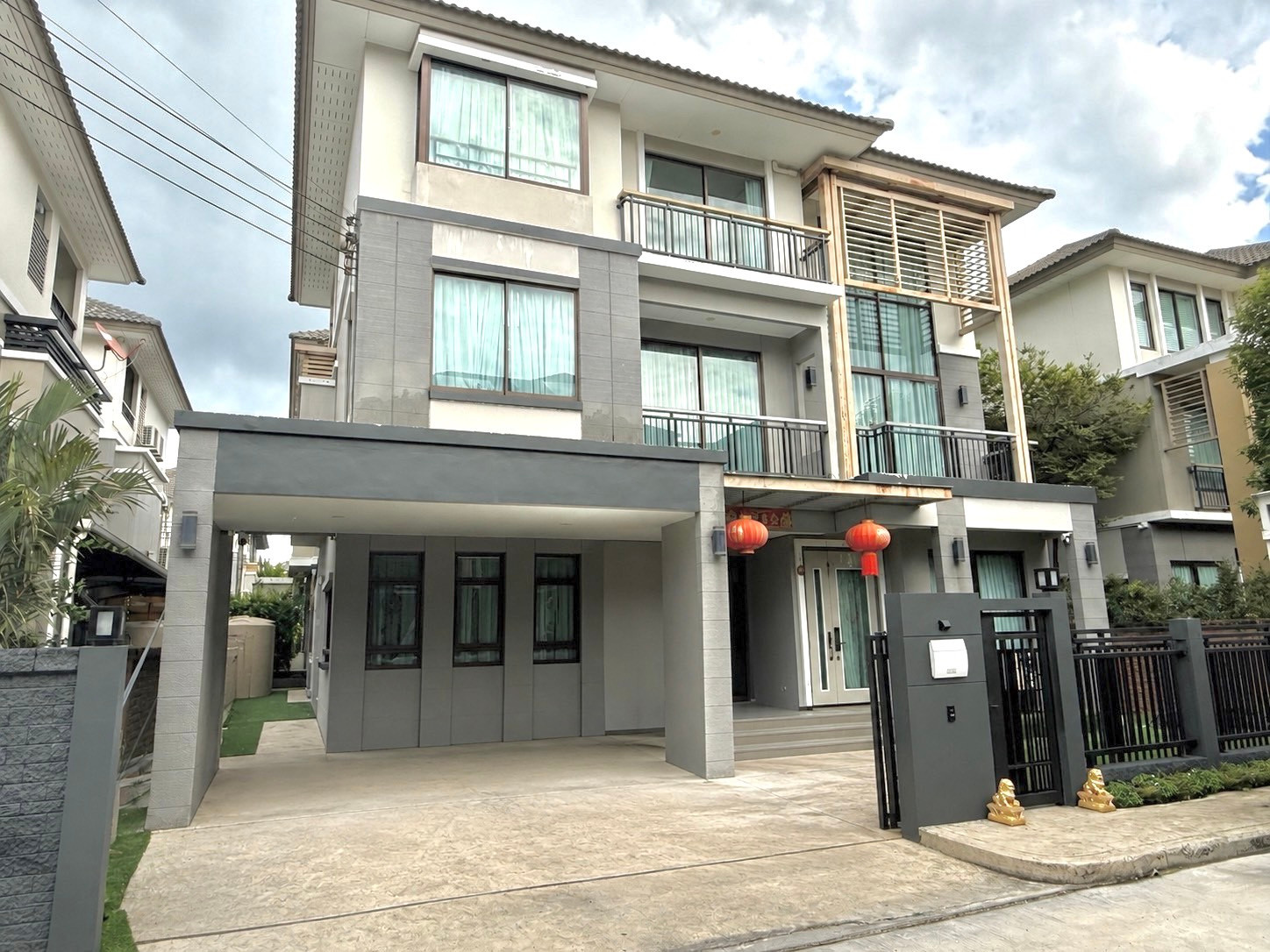 H1358 Single house for rent, The Plant Elite Pattanakarn 38. H1358 Single house for rent, The Plant Elite Pattanakarn 38.