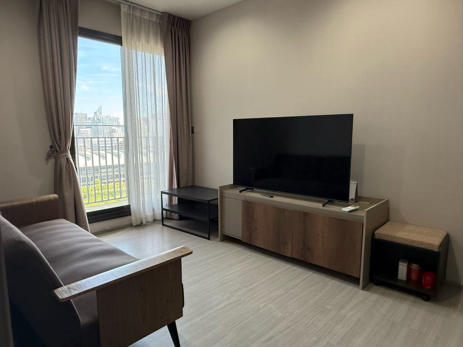 Life hype อโศก 2 ห้องนอน 2 ห้องน้ำให้เช่า – รูปที่ 2