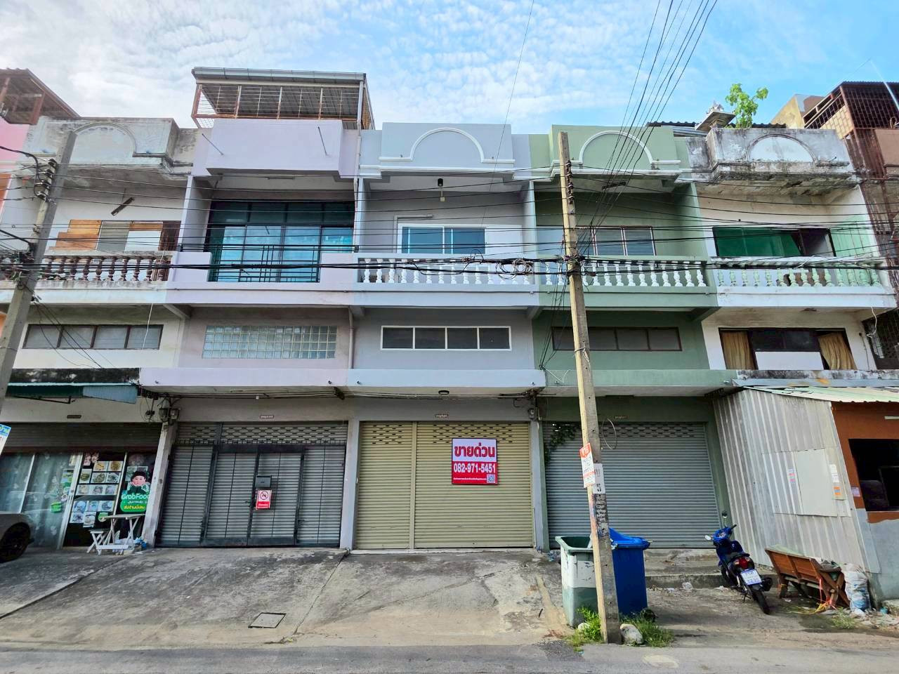 ขายอาคารพาณิชย์ รีโนเวทใหม่ 24 ตร.ว. ม.หงส์ประยูร บางบัวทอง (ซ. เทศบาล 4) ใกล้ MRT บางพลู เหมาะทำธุรกิจ-อยู่อาศัย เพียง 1.79 ล้าน! ขายอาคารพาณิชย์ รีโนเวทใหม่ 24 ตร.ว. ม.หงส์ประยูร บางบัวทอง (ซ. เทศบาล 4) ใกล้ MRT บางพลู เหมาะทำธุรกิจ-อยู่อาศัย เพียง 1.79 ล้าน!