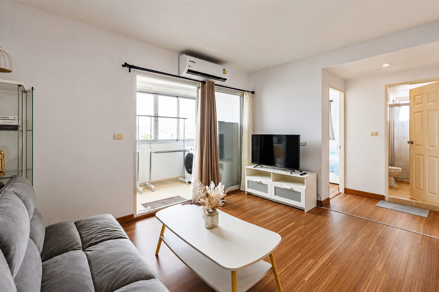 Rare Top-Floor 2BR Phuket Condo with Mountain Views, Move-In Ready - U5350611 Rare Top-Floor 2BR Phuket Condo with Mountain Views, Move-In Ready - U5350611