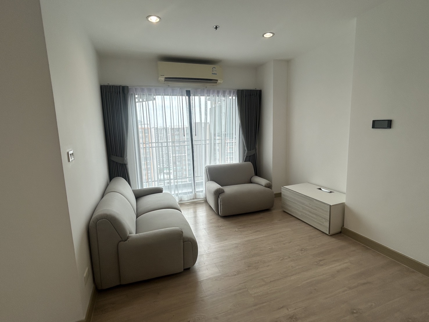 For rent Thana Astoria Pinklao, Thana Astoria, near MRT Bang Yi Khan, fully furnished, ready to move in, new room. – รูปที่ 3