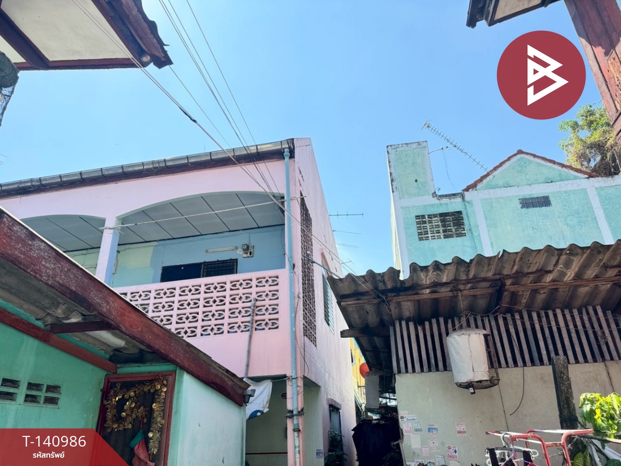 2-story apartment for sale, area 25 sq m, Phra Pradaeng, Samut Prakan. 2-story apartment for sale, area 25 sq m, Phra Pradaeng, Samut Prakan.