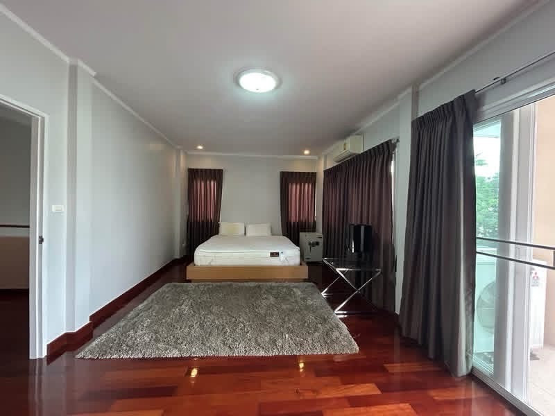 ให้เช่าบ้าน พระราม5 ใกล้โรงเรียนอนุบาลเด่นหล้า และตลาดพระราม5 บ้านตกแต่งใหม่ สวยมาก หิ้วกระเป๋าพร้อมอยู่ 4นอน 3น้ำ 3ที่จอดรถ ให้เช่าบ้าน พระราม5 ใกล้โรงเรียนอนุบาลเด่นหล้า และตลาดพระราม5 บ้านตกแต่งใหม่ สวยมาก หิ้วกระเป๋าพร้อมอยู่ 4นอน 3น้ำ 3ที่จอดรถ