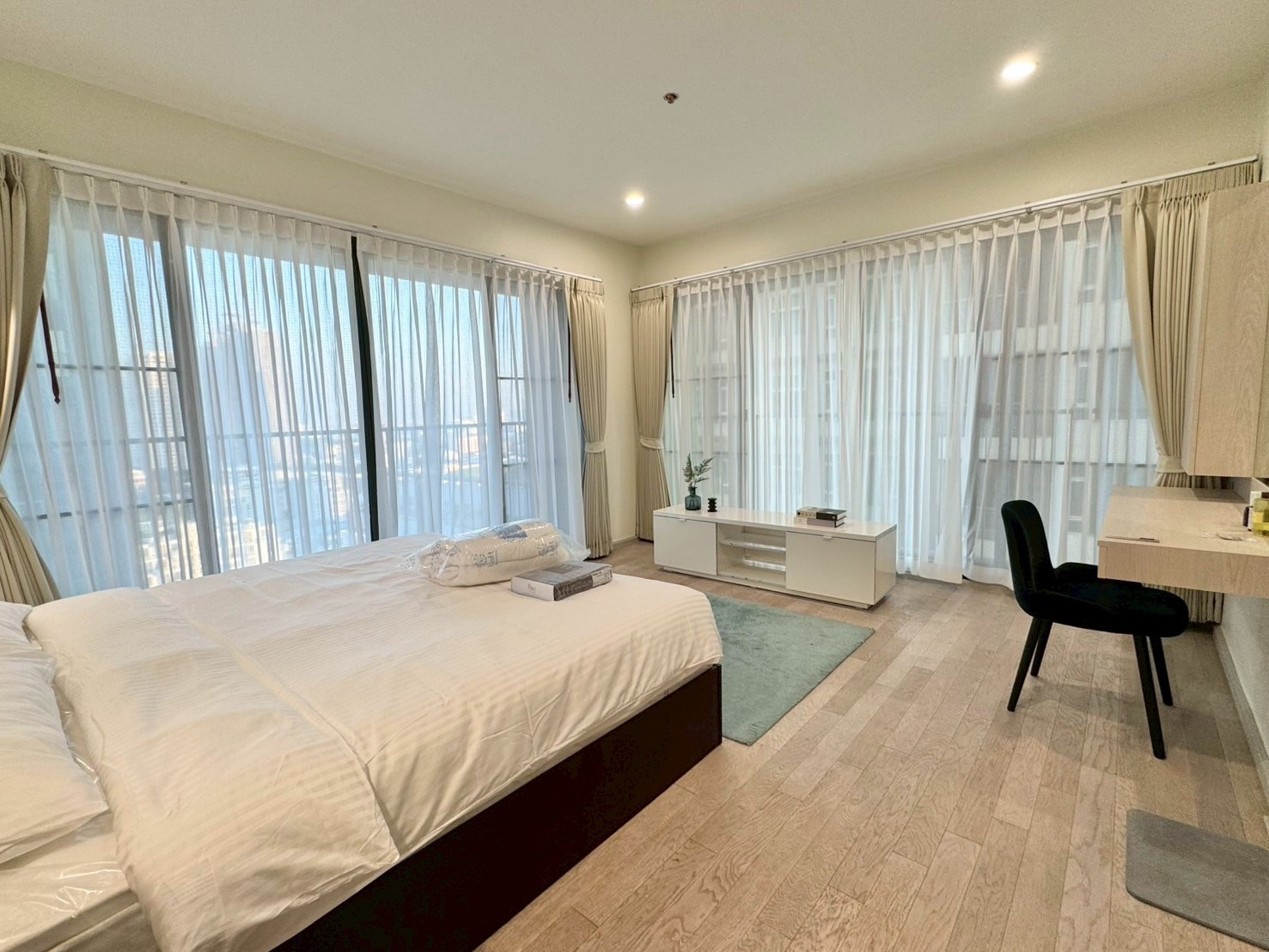 🏙️ ปล่อยเช่า Noble Solo Thonglorห้องมุม ขนาดใหญ่ 84 ตร.ม.2 ห้องนอน 2 ห้องน้ำแต่งสไตล์อบอุ่น มินิมอล แสงธรรมชาติสวยมาก – รูปที่ 2