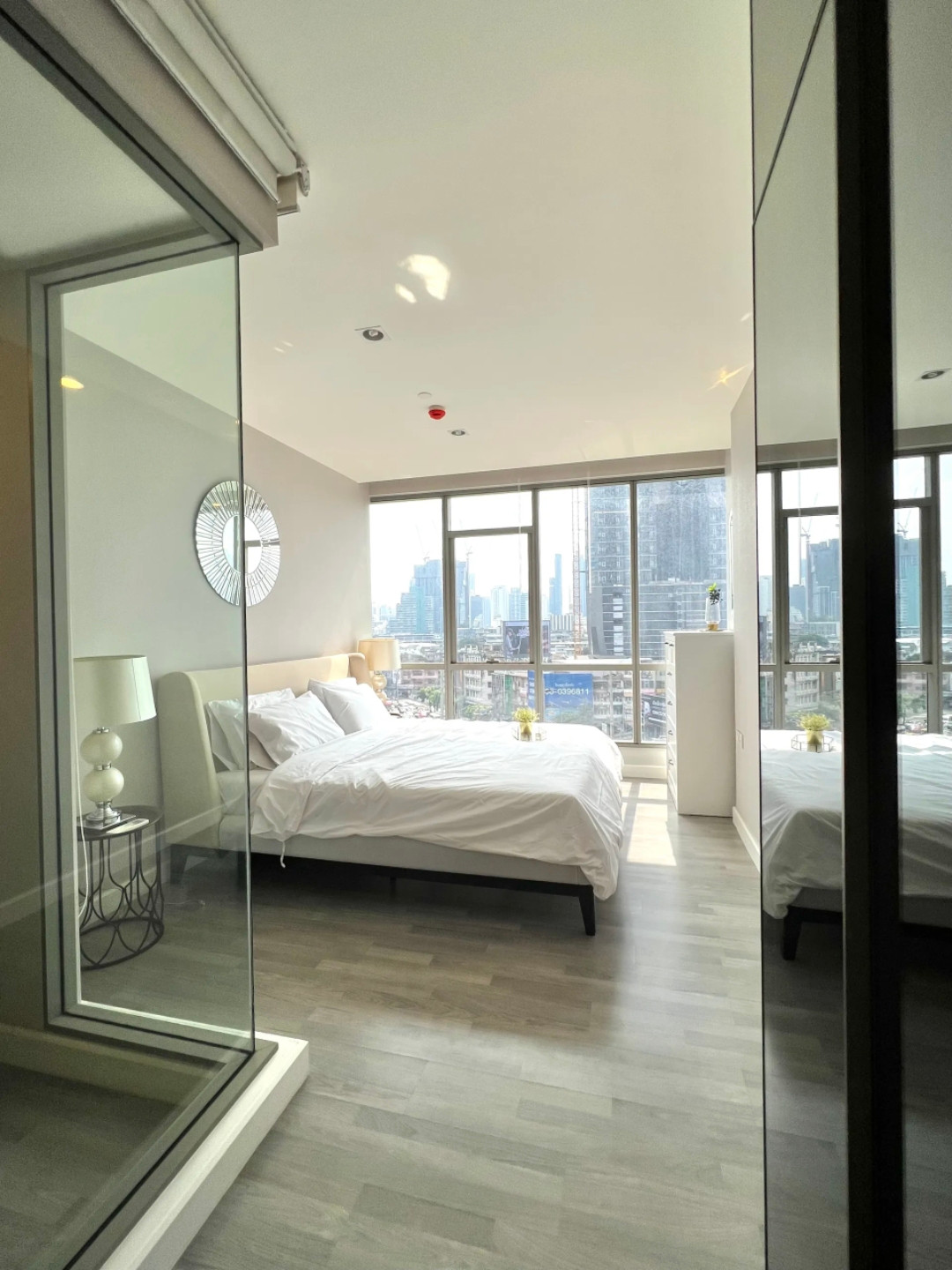 Luxury Room // The Room Rama4 1bed 45 Sqm Fullyfurnuish 25,000-