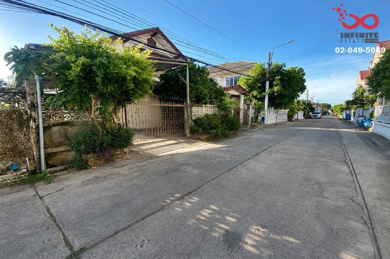 Single house for sale, Soi Seri Thai 29, Thaweesuk Village, 56 sq m, 2 floors, near NIDA.
