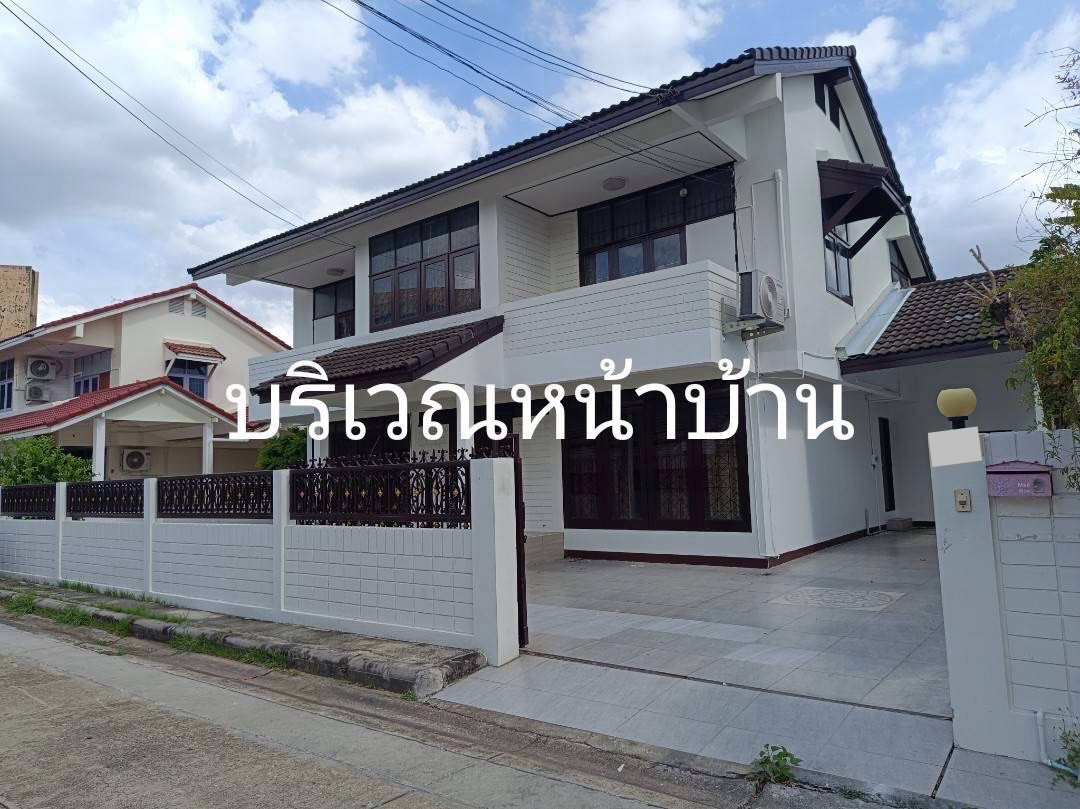 For rent, large detached house, near BTS Phahonyothin 59, just walking. For rent, large detached house, near BTS Phahonyothin 59, just walking.