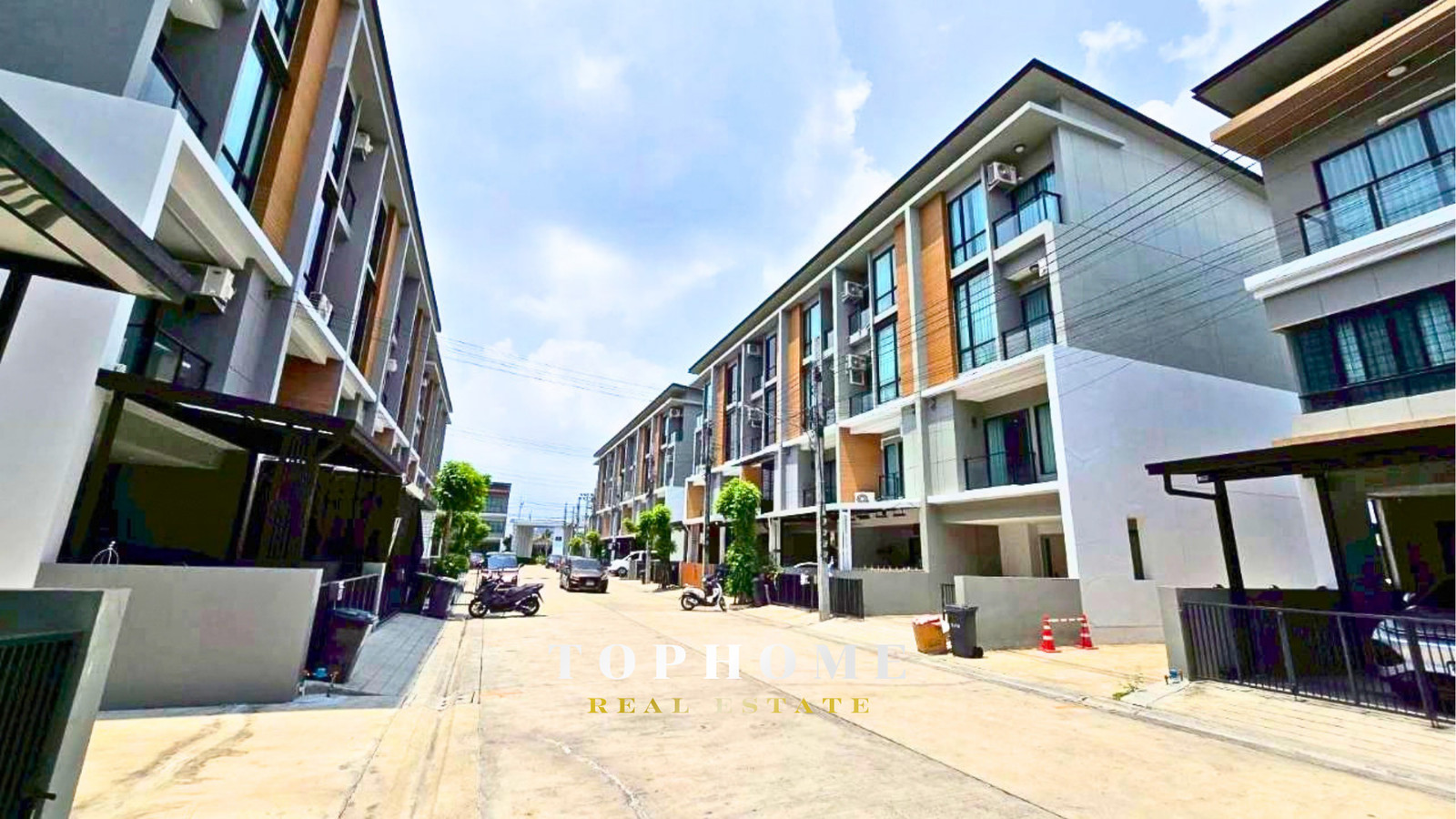 ขายด่วน❗️ทาวน์โฮม 4 ชั้น พรีเมียม เพลส  (Premium Place พหลโยธิน-รามอินทรา) – รูปที่ 3