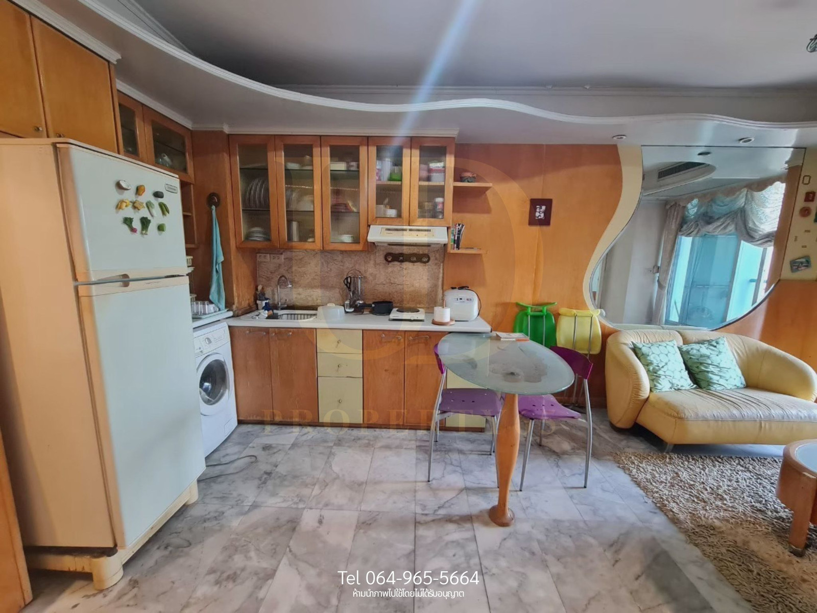 [For sale] Sathorn House | Corner condo, 33rd floor, 180 degree city view, next to BTS Surasak 0 meters, location Real CBD Sathorn-Silom! 🏙️✨
