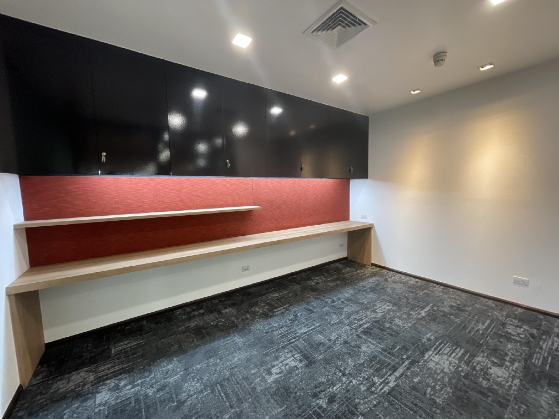 Office space for rent in the heart of the city, near BTS MRT, 775.32 square meters, partially built in, good condition. – รูปที่ 4