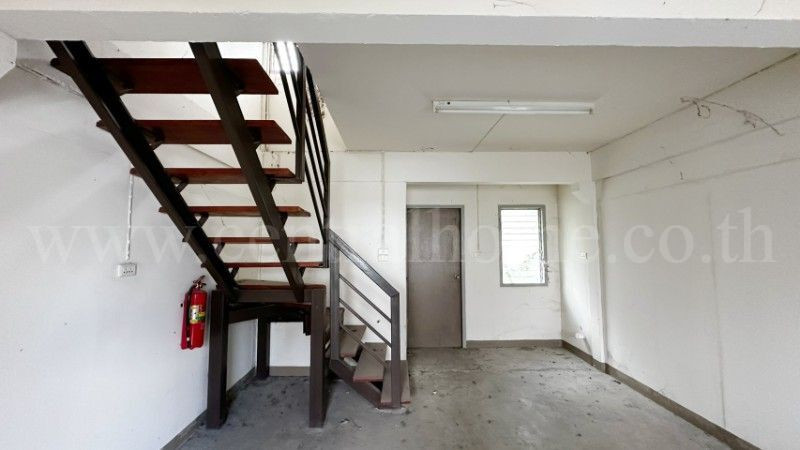 Townhouse Eua-Athorn Rangsit - Khlong 10/1, never lived in, cheap price. – รูปที่ 2