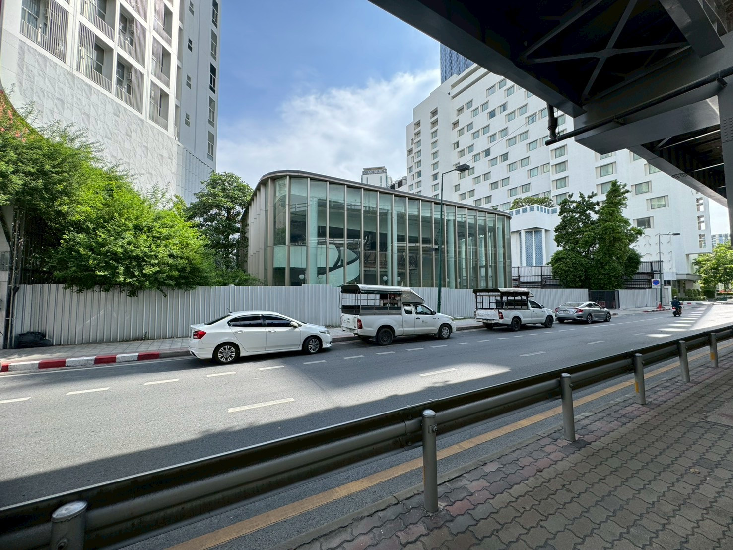 Land for sale next to Rama 4 Road, near Hua Lamphong Temple, good location next to the road, suitable for investment (N.2141) Land for sale next to Rama 4 Road, near Hua Lamphong Temple, good location next to the road, suitable for investment (N.2141)