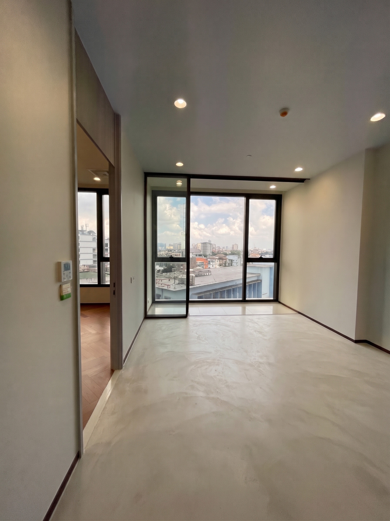 🌟 ขายด่วน! Mulberry Grove Sukhumvit คอนโดหรู Luxury ใกล้ BTS เอกมัย 250 ม. ห้อง 1 Bed ไซส์ใหญ่พิเศษ 56.50 ตร.ม. ชั้น 18 วิวทิศเหนือลมดี 🌟 ขายด่วน! Mulberry Grove Sukhumvit คอนโดหรู Luxury ใกล้ BTS เอกมัย 250 ม. ห้อง 1 Bed ไซส์ใหญ่พิเศษ 56.50 ตร.ม. ชั้น 18 วิวทิศเหนือลมดี