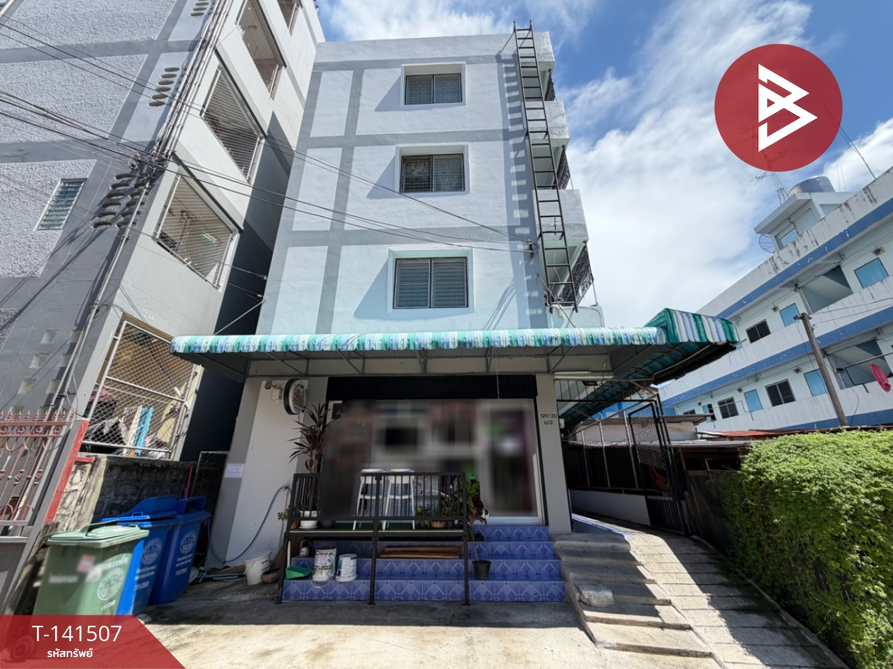 4-story apartment for sale, area 42.4 square meters, Soi Likhit 7, Bang Phli Yai, Samut Prakan. 4-story apartment for sale, area 42.4 square meters, Soi Likhit 7, Bang Phli Yai, Samut Prakan.