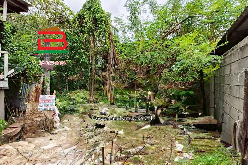 ที่ดินพร้อมสิ่งปลูกสร้าง หมู่บ้านพรประดิษฐ์ สุขุมวิท 50 (ใกล้โลตัสสุขุมวิท 50) เนื้อที่ 64,69 ตรว. แขวงพระโขนง เขตคลองเตย – รูปที่ 4