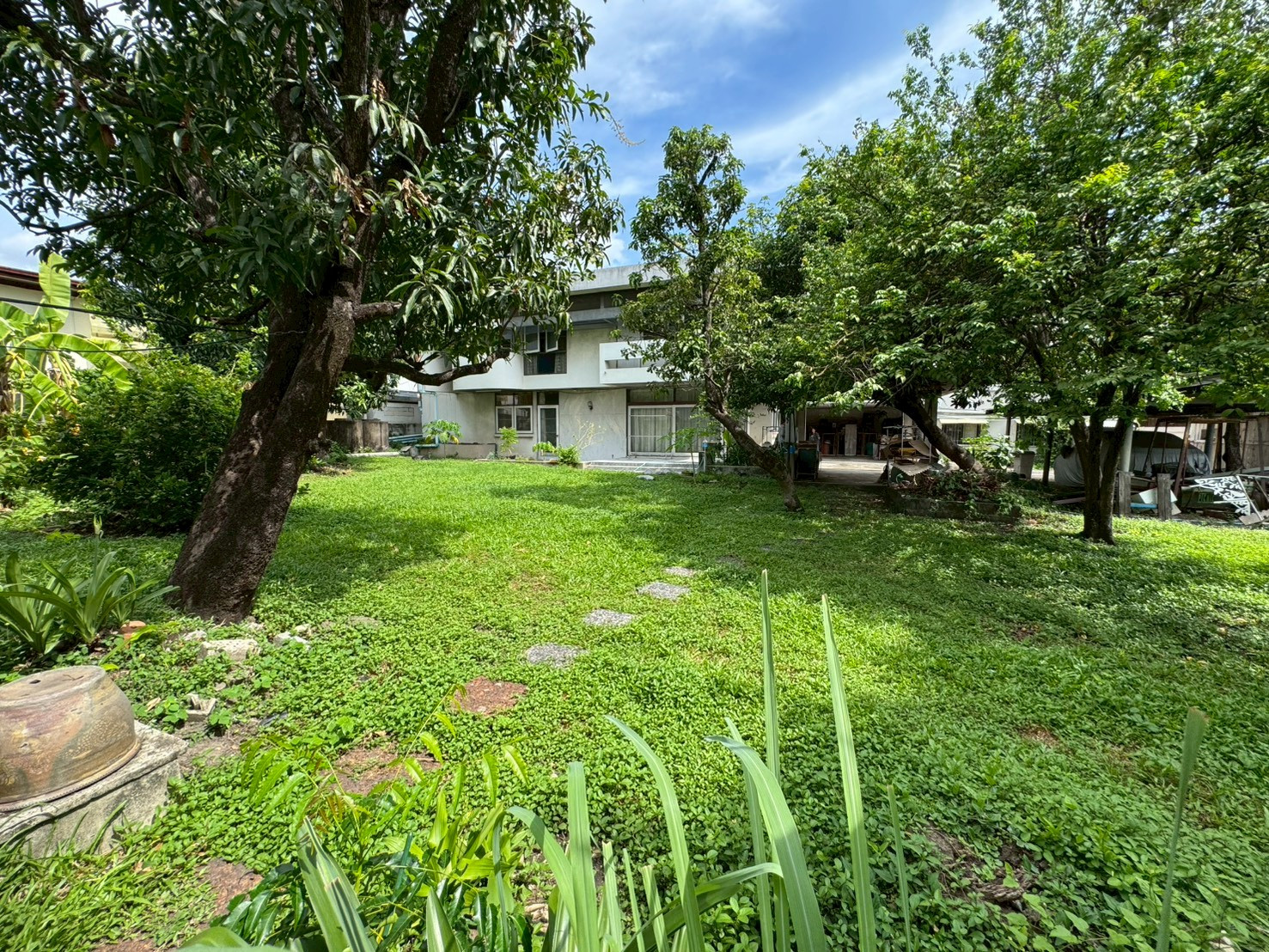 Single house for sale With empty land 234 square wah, Pridi Banomyong 26, good location, convenient travel (N.2154) Single house for sale With empty land 234 square wah, Pridi Banomyong 26, good location, convenient travel (N.2154)