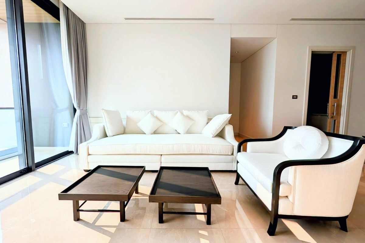 🔥Luxury Condo for Sale – Sindhorn Residence, Langsuan – Chidlom Area🔥near BTS Chidlom