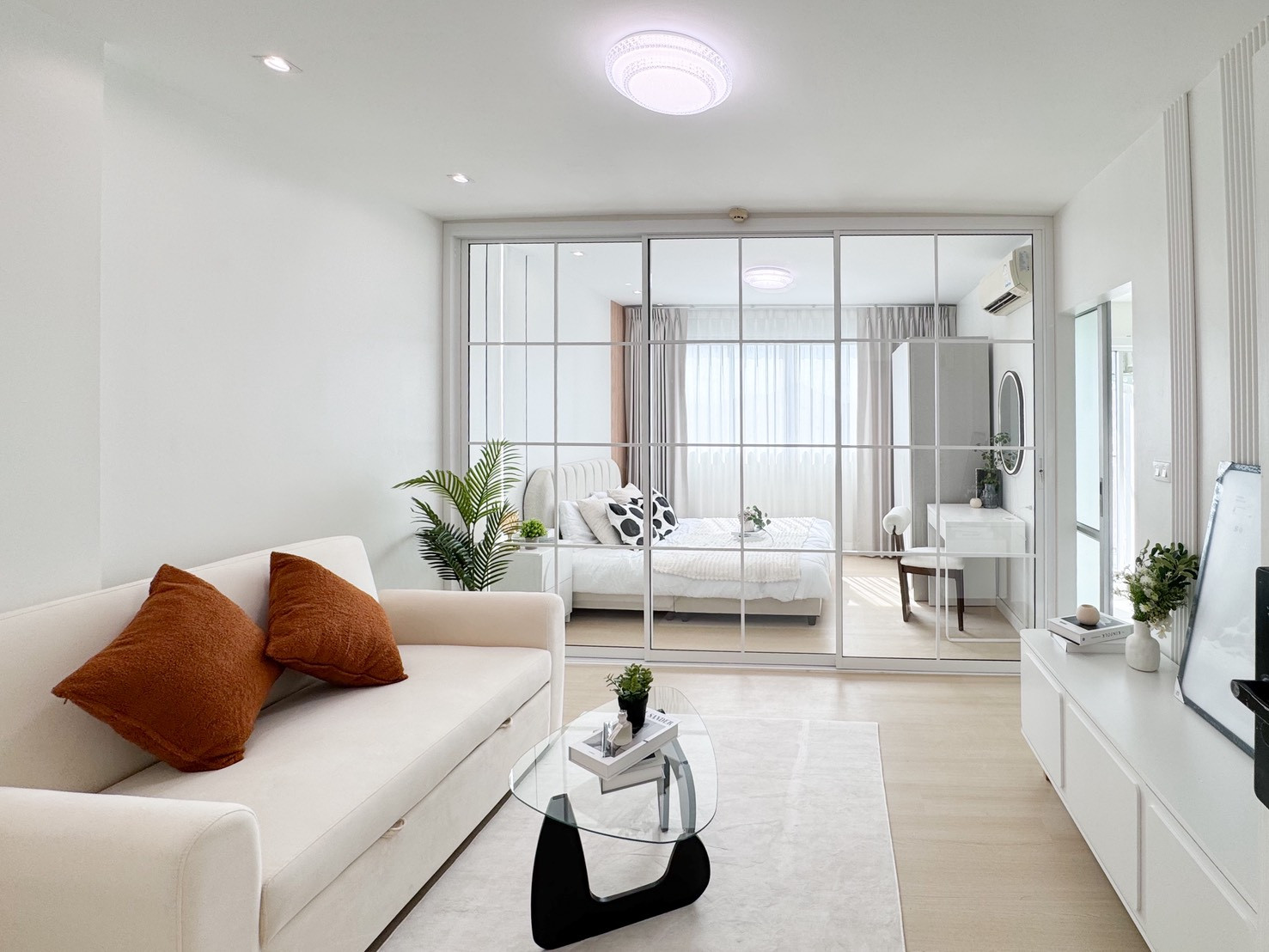 sell !! D Condo Charan-Bang Khun Non  Fully furnished, near MRT Bang Khun Non