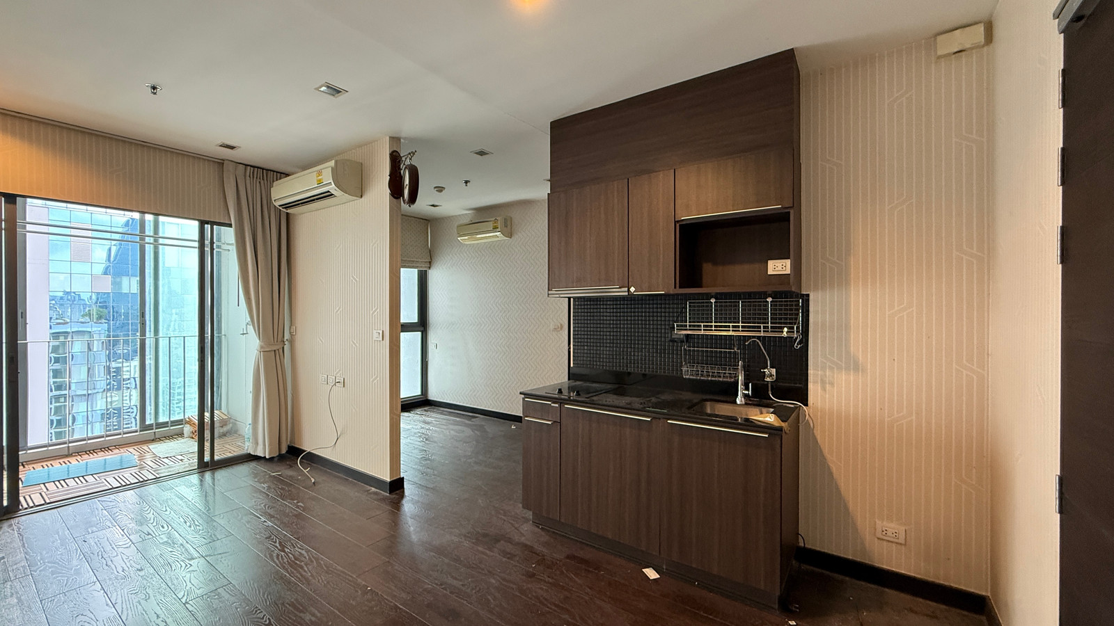 💎 Condo for sale Ideo q Phayathai, corner room, 90 sq m, 30th floor, Baiyoke view (For Renovate) 💎 Condo for sale Ideo q Phayathai, corner room, 90 sq m, 30th floor, Baiyoke view (For Renovate)