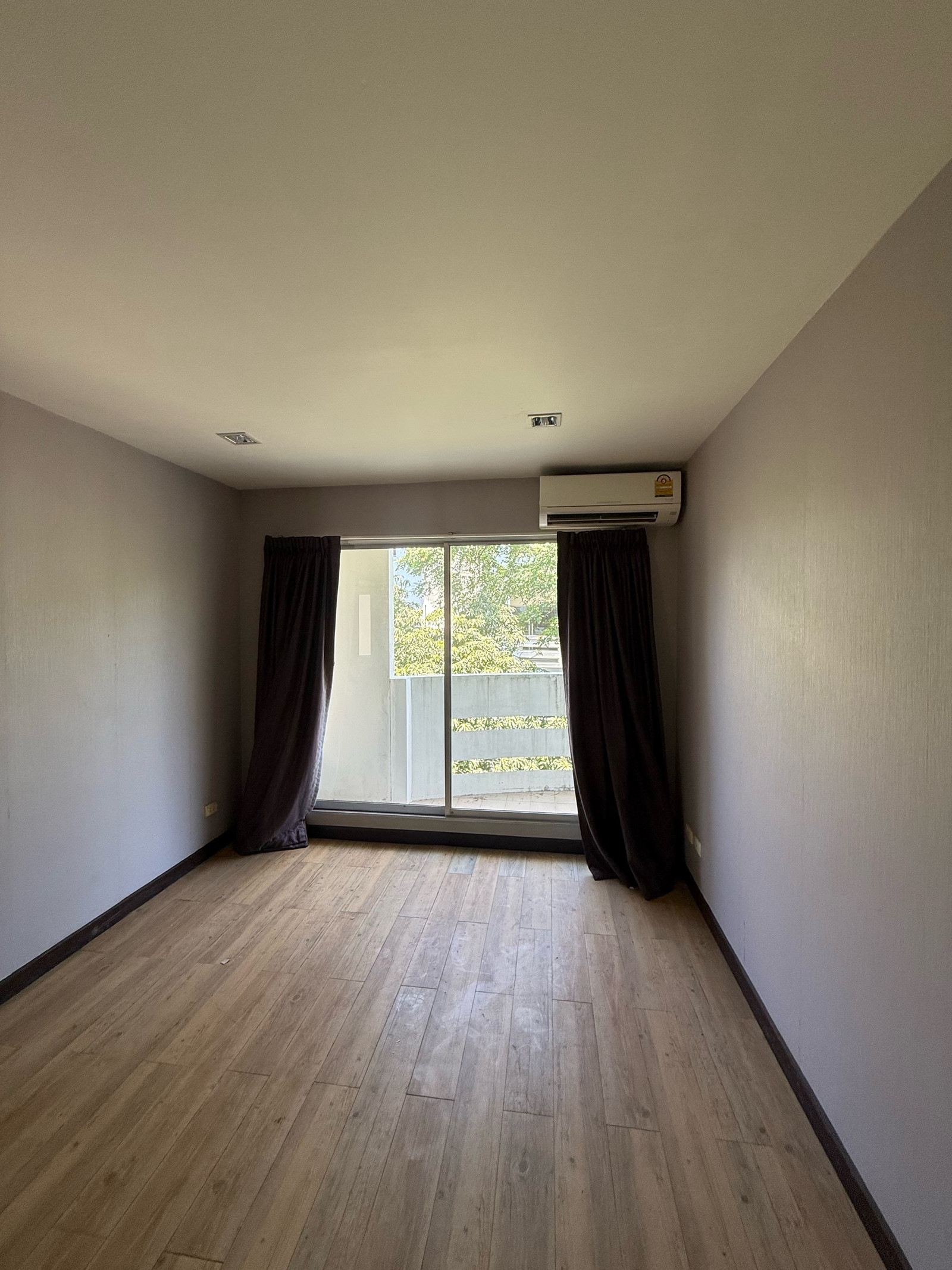 ขายคอนโด โครงการ : บ้านสวนธน ศรีนครินทร์  (Baan Suan Thon Srinakairn) | รหัสทรัพย์G0012 – รูปที่ 4