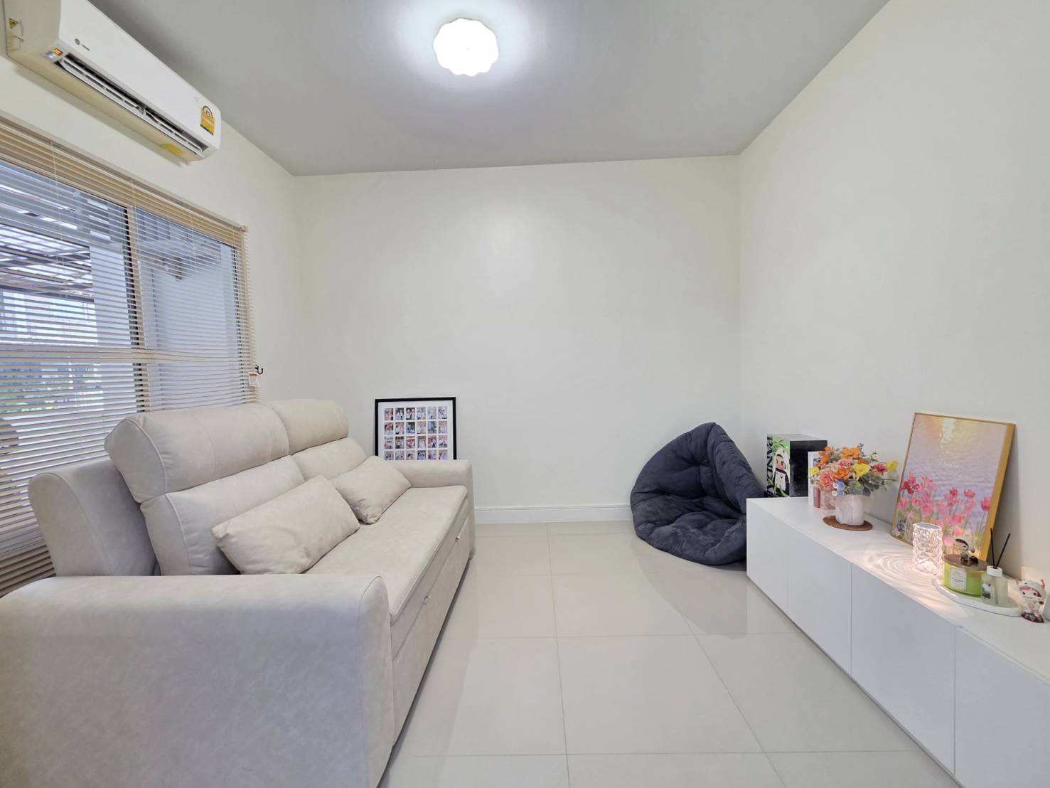 Townhome Near Mega Bangna & Suvarnabhumi Airport 3 million Townhome Near Mega Bangna & Suvarnabhumi Airport 3 million