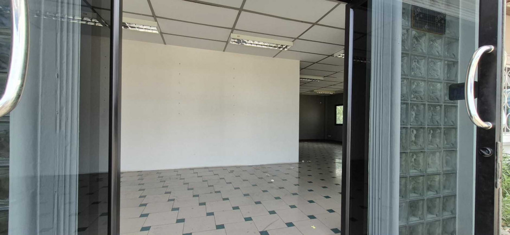 ให้เช่า โรงงาน ย่านรามอินทรา 480 ตรม 3 ไร่ มีใบอนุญาต รง.4 งานเหล็ก