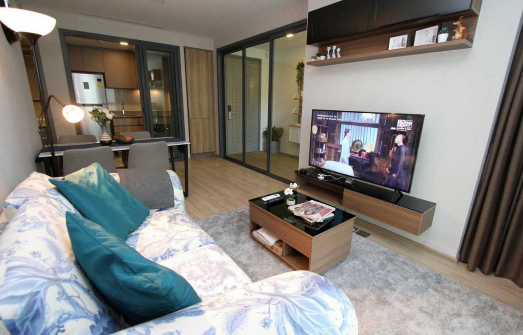 Condo for rent, Taka Haus, 68 sq m, near BTS Ekkamai, fully furnished with appliances.