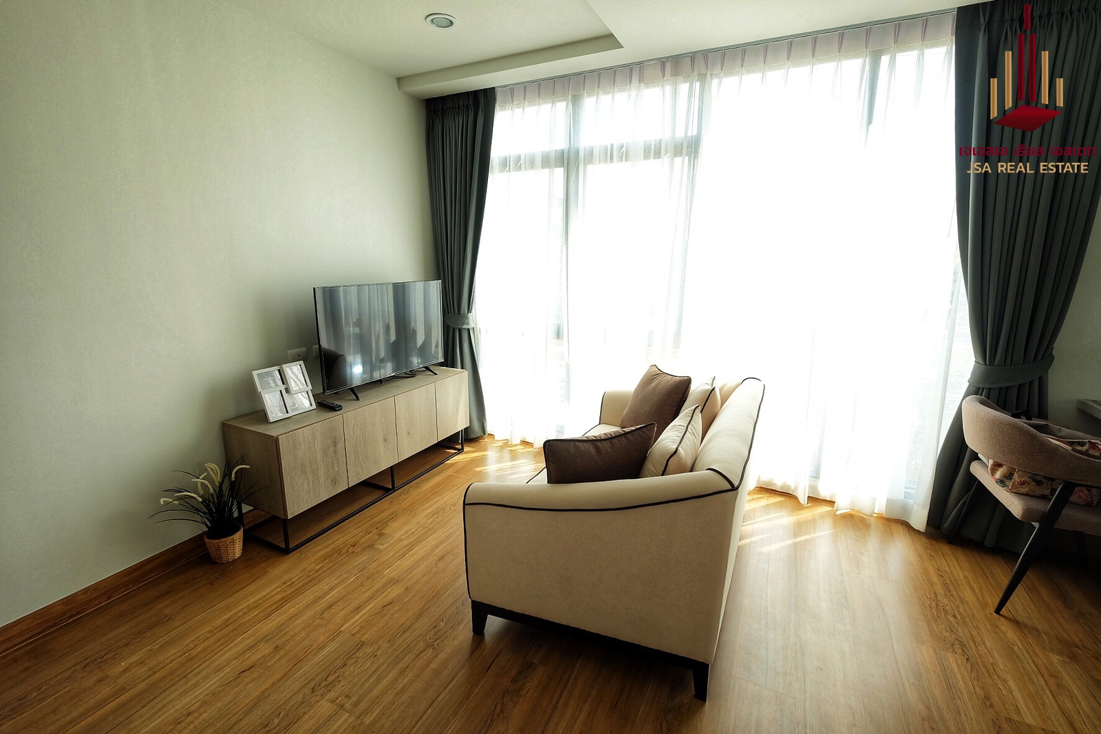 ✨ For Sale: The Unique Ekamai-Ramintra Condo ✨ 💰 Only 2,900,000 THB ✨ For Sale: The Unique Ekamai-Ramintra Condo ✨ 💰 Only 2,900,000 THB