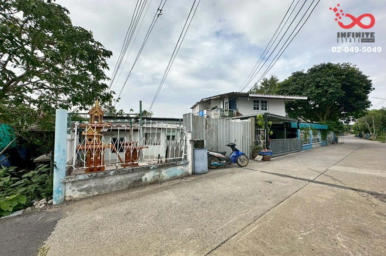 ขายที่ดินพร้อมสิ่งปลูกสร้าง 25 ตร.ว. ติดถนนเลียบคลองประปา ซอยบางเลียบ 2 ถนนปทุมธานี - บางปะหัน ใกล้วัดเสด็จ บ้านกลาง เมืองปทุมธานี ขายที่ดินพร้อมสิ่งปลูกสร้าง 25 ตร.ว. ติดถนนเลียบคลองประปา ซอยบางเลียบ 2 ถนนปทุมธานี - บางปะหัน ใกล้วัดเสด็จ บ้านกลาง เมืองปทุมธานี