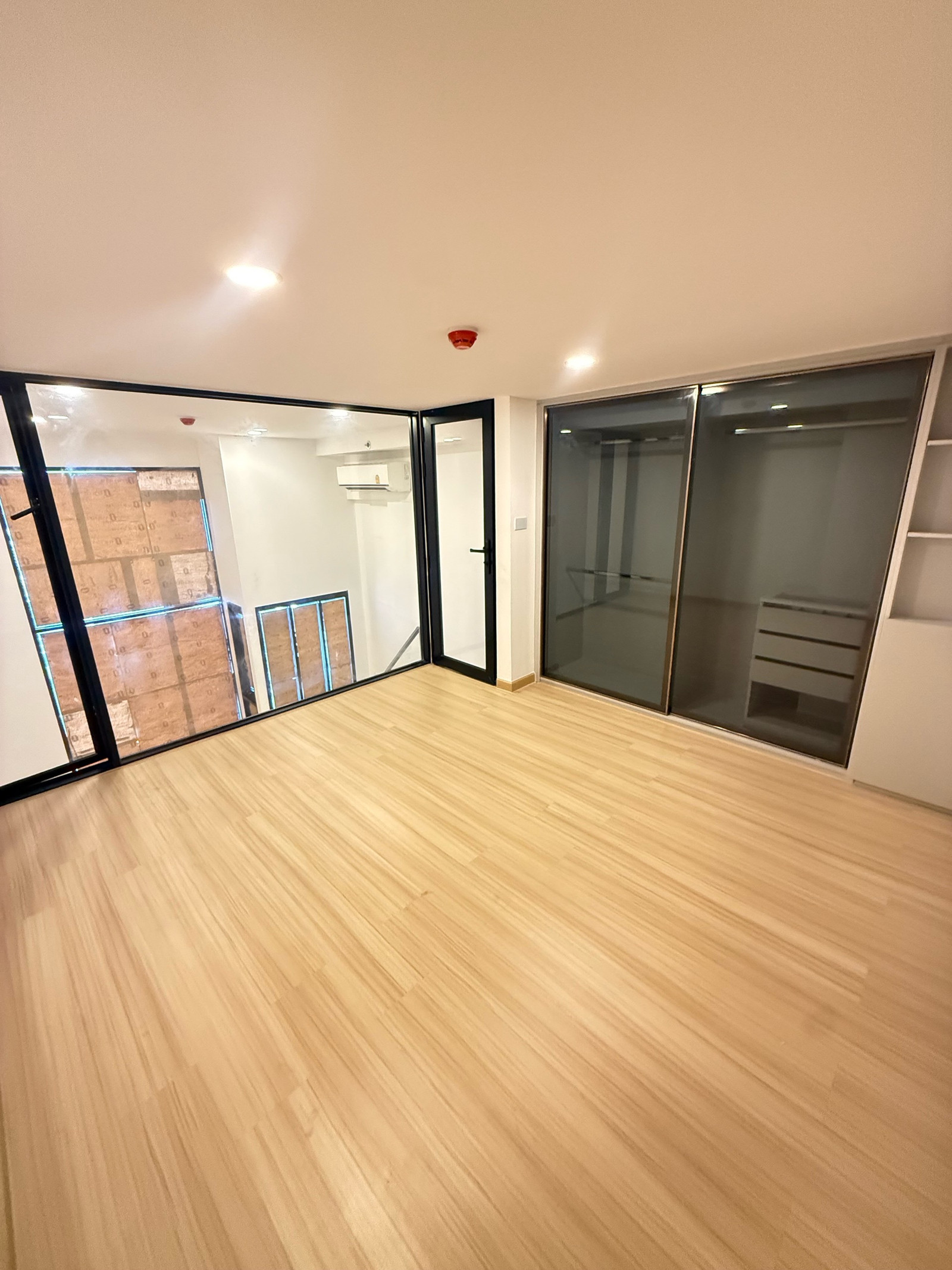 🔥 ห้องวิวเมือง ชั้นสูงงง 💸 ผ่อน 9,xxx / เดือน ติด MRT ห้วยขวาง ☎️ 099-009-6662 – รูปที่ 3